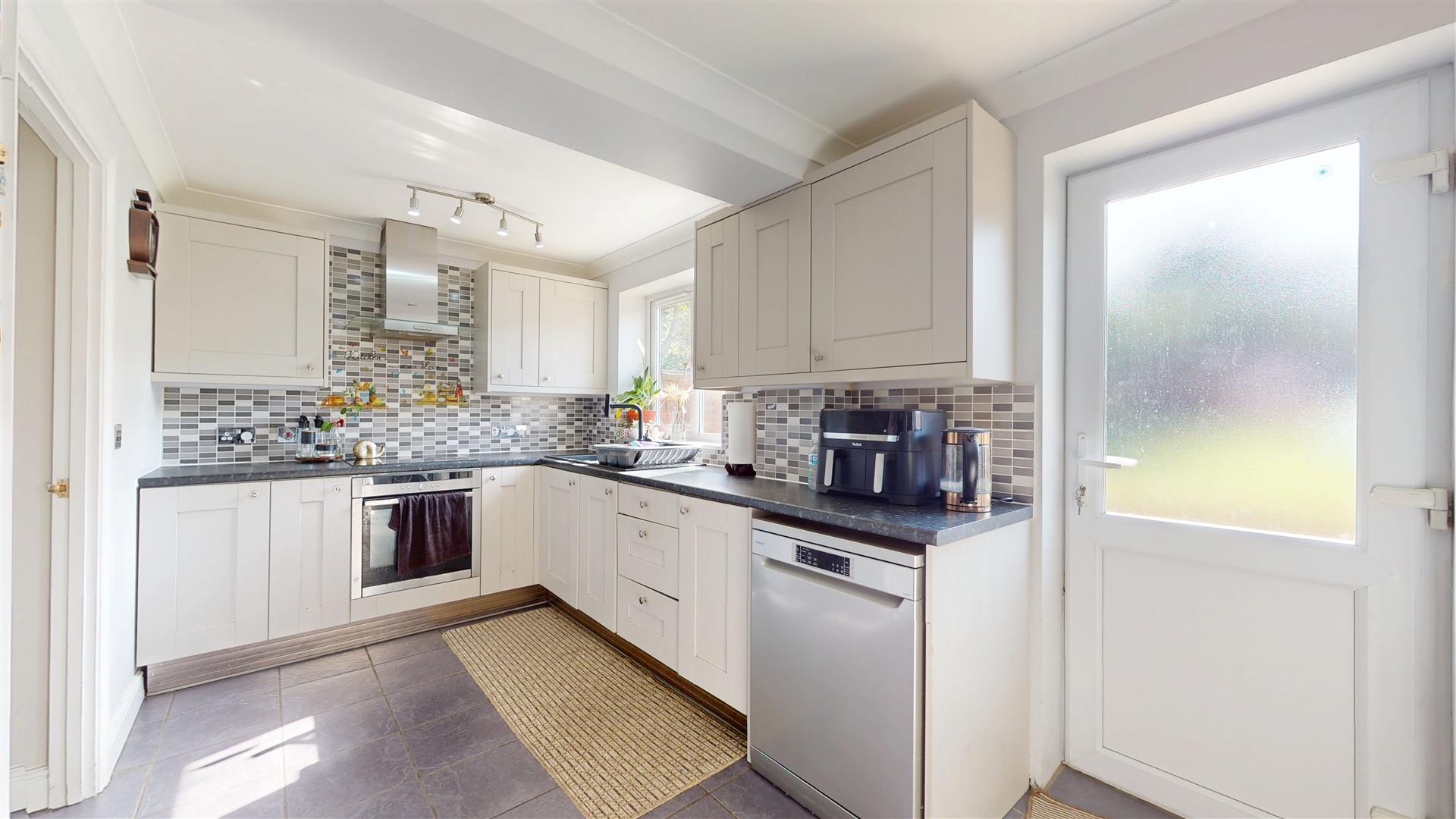 Masefield Grove, Bletchley